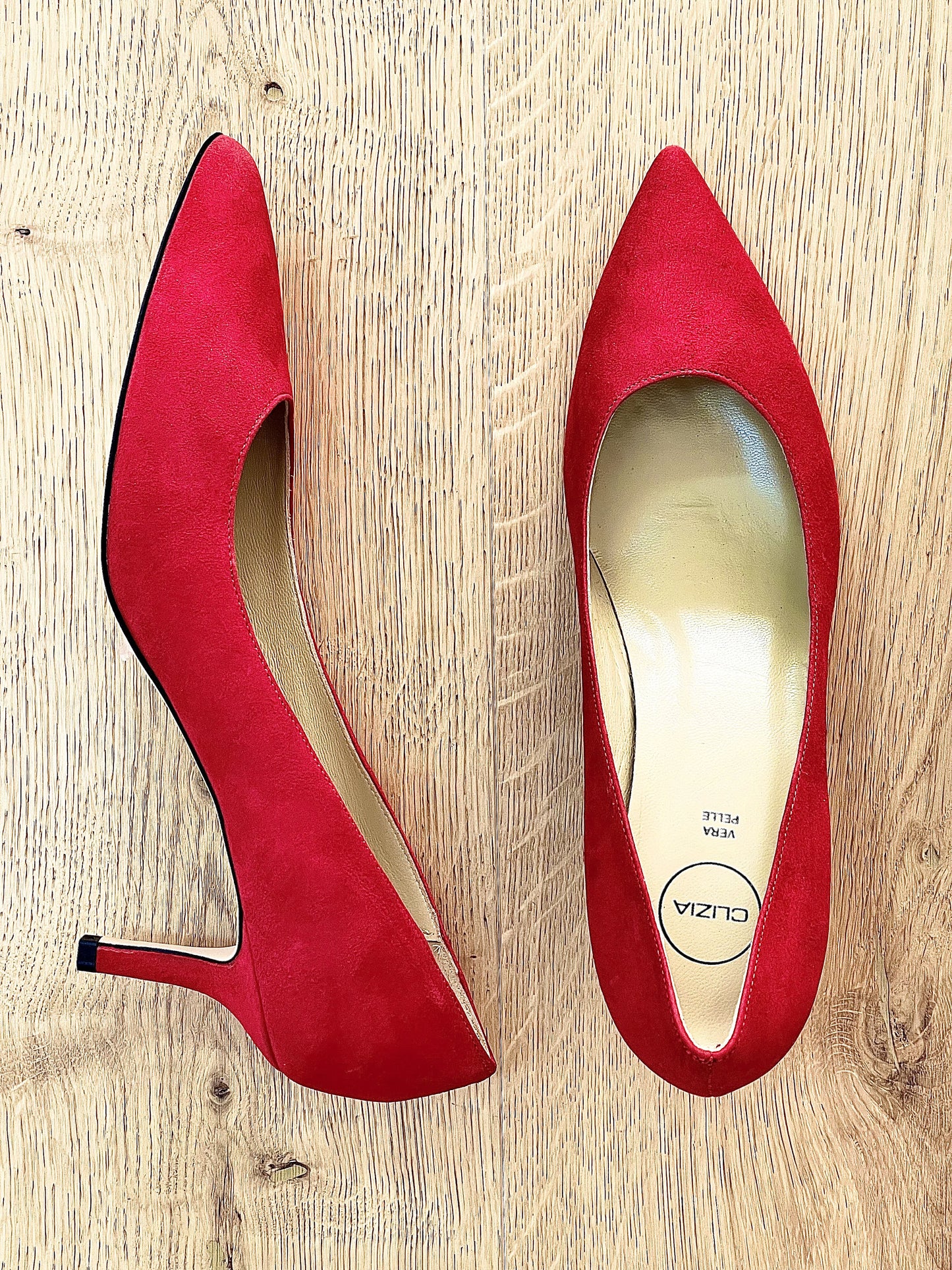 GAIA RED SUEDE